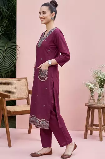 Women Ethnic Motifs Embroidered Regular Thread Work Pure Cotton Kurta with Trousers