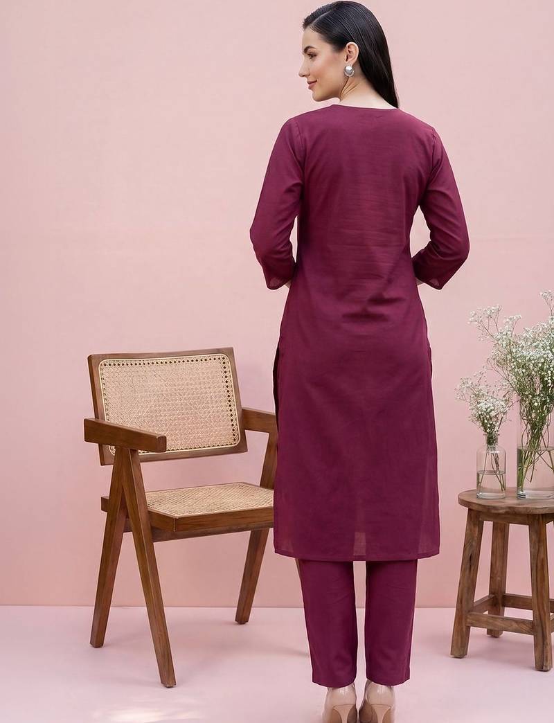 Women Ethnic Motifs Embroidered Regular Thread Work Pure Cotton Kurta with Trousers