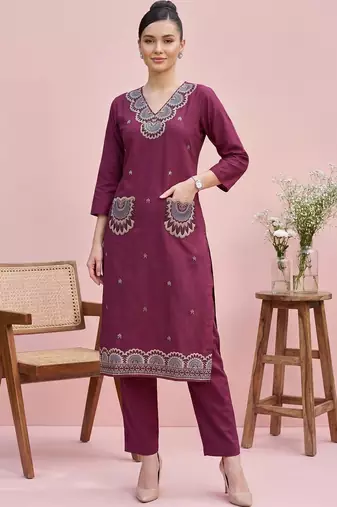 Women Ethnic Motifs Embroidered Regular Thread Work Pure Cotton Kurta with Trousers