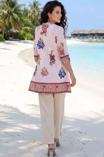 Women Floral Printed Regular Pure Cotton Kurti with Trousers