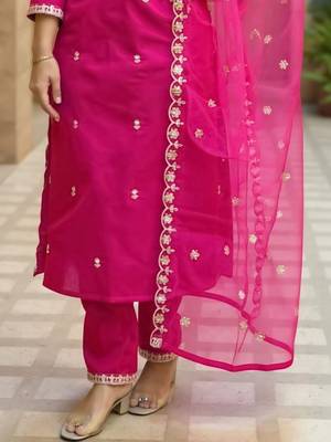 Women Ethnic Motifs Embroidered Regular Thread Work Kurta with Trousers & With Dupatta 4