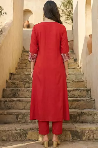 Women Ethnic Motifs Regular Thread Work Kurta with Trousers & With Dupatta