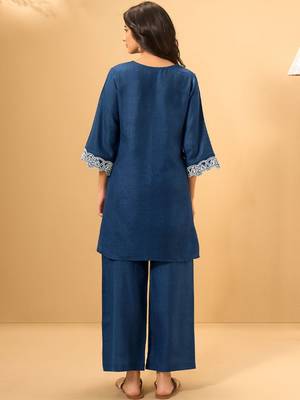 Women Ethnic Motifs Embroidered Regular Thread Work Linen Kurta with Palazzos 2