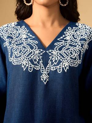Women Ethnic Motifs Embroidered Regular Thread Work Linen Kurta with Palazzos 4