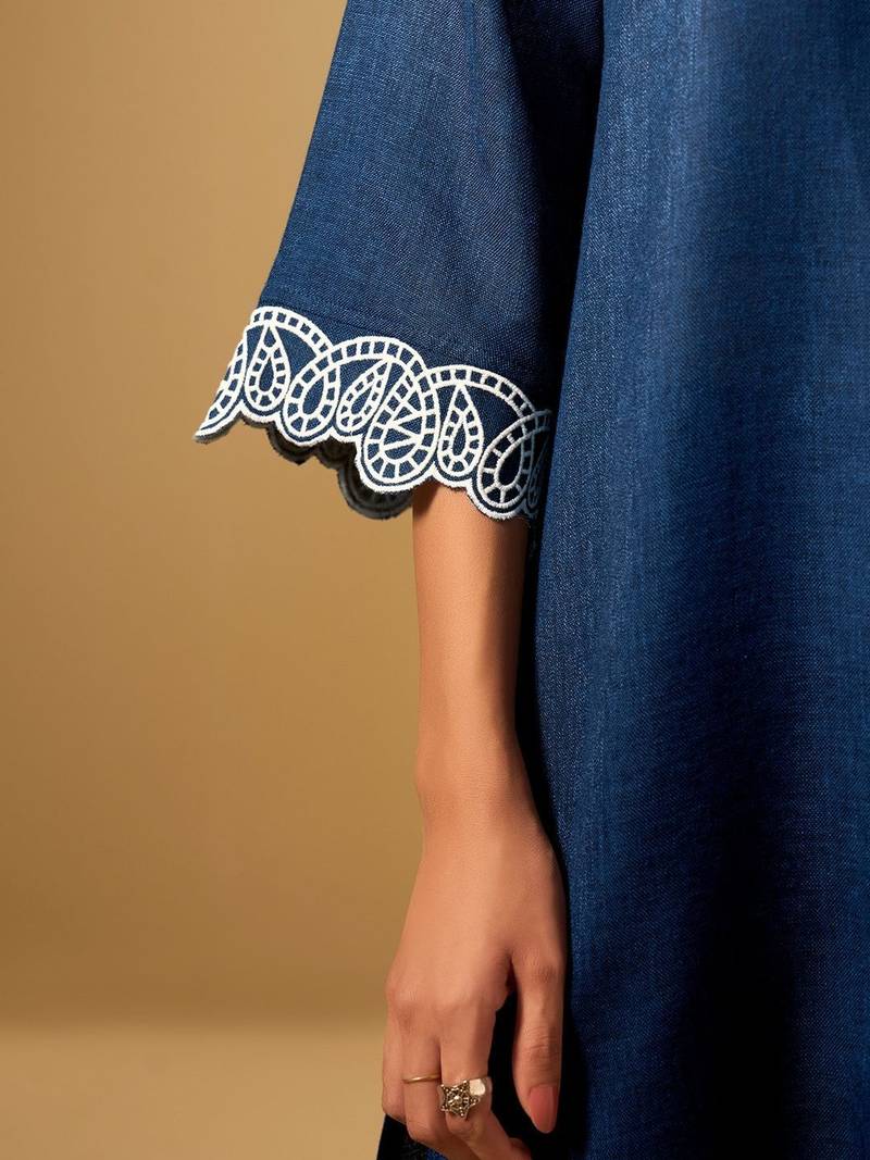 Women Ethnic Motifs Embroidered Regular Thread Work Linen Kurta with Palazzos