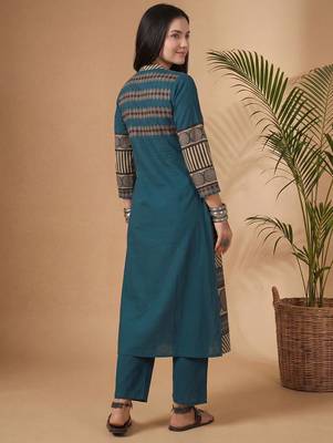 Women Printed Regular Mirror Work Pure Cotton Kurta with Trousers 4
