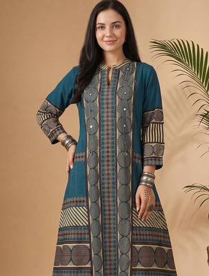 Women Printed Regular Mirror Work Pure Cotton Kurta with Trousers 5