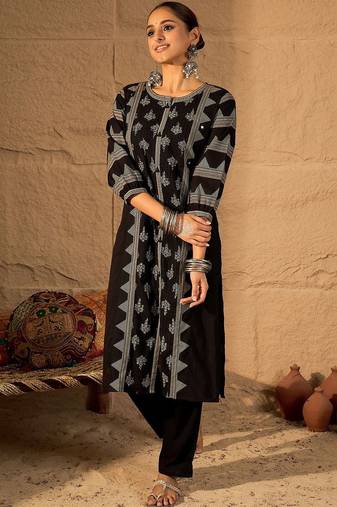 Women Ethnic Motifs Printed Regular Mirror Work Pure Cotton Kurta with Trousers