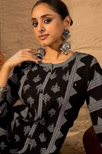 Women Ethnic Motifs Printed Regular Mirror Work Pure Cotton Kurta with Trousers