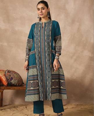 Women Printed Regular Mirror Work Pure Cotton Kurta with Trousers 1