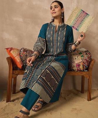 Women Printed Regular Mirror Work Pure Cotton Kurta with Trousers 7
