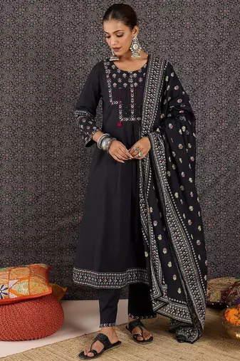 Women Ethnic Motifs Printed Regular Sequinned Pure Cotton Kurta with Trousers & With Dupatta