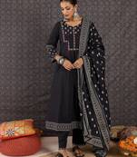 Women Ethnic Motifs Printed Regular Sequinned Pure Cotton Kurta with Trousers & With Dupatta