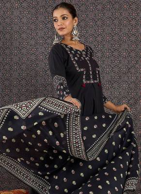Women Ethnic Motifs Printed Regular Sequinned Pure Cotton Kurta with Trousers & With Dupatta 3