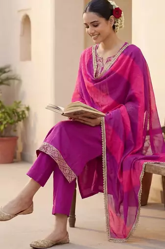 Women Ethnic Motifs Embroidered Regular Thread Work Kurta with Trousers & With Dupatta