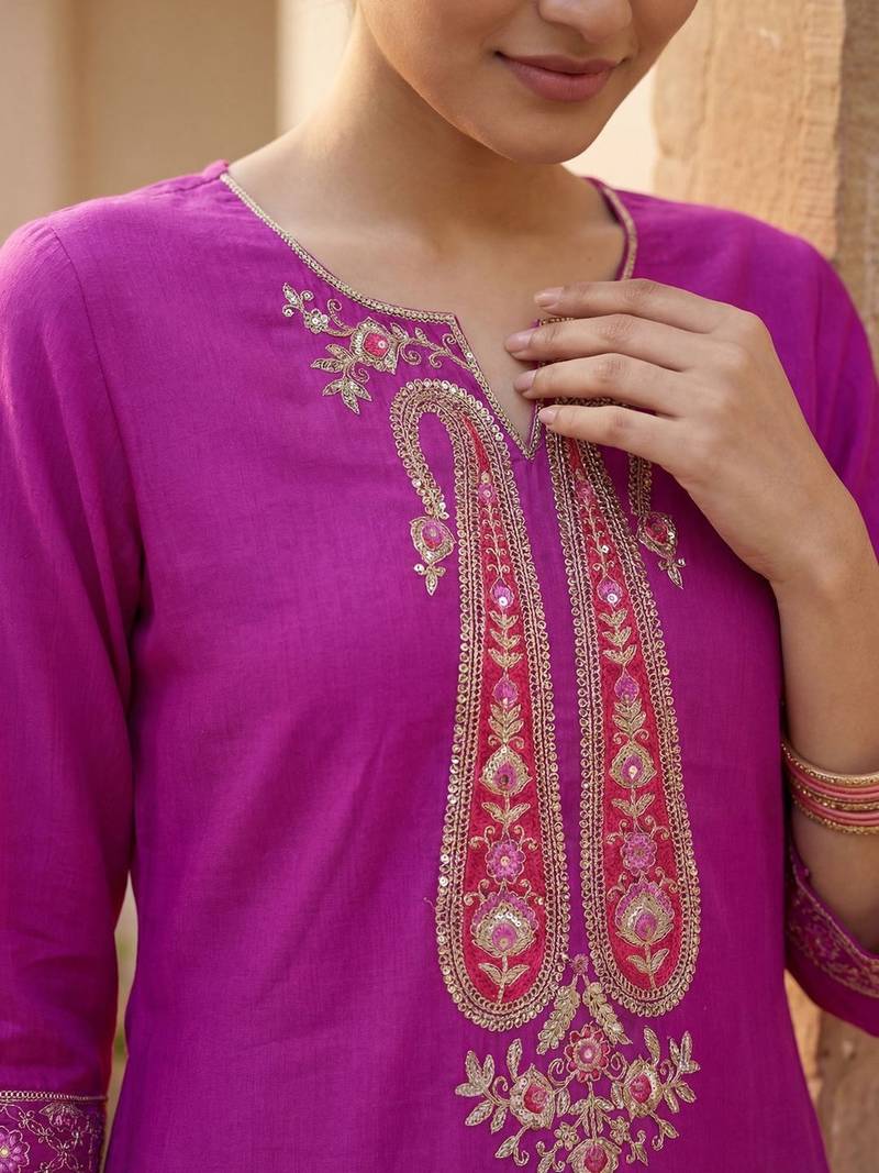 Women Ethnic Motifs Embroidered Regular Thread Work Kurta with Trousers & With Dupatta