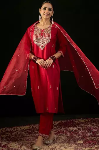 Women Ethnic Motifs Embroidered Regular Thread Work Liva Kurta with Trousers & With Dupatta