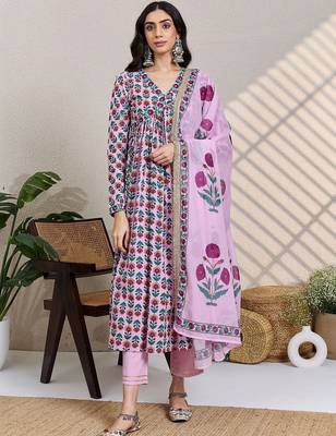 Women Floral Printed Empire Gotta Patti Pure Cotton Kurta with Trousers & With Dupatta 7