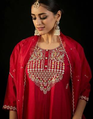 Women Ethnic Motifs Embroidered Regular Sequinned Liva Kurta with Trousers & With Dupatta 2