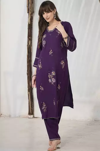 Floral Embroidered Square Neck Thread Work Straight Kurta & Trousers