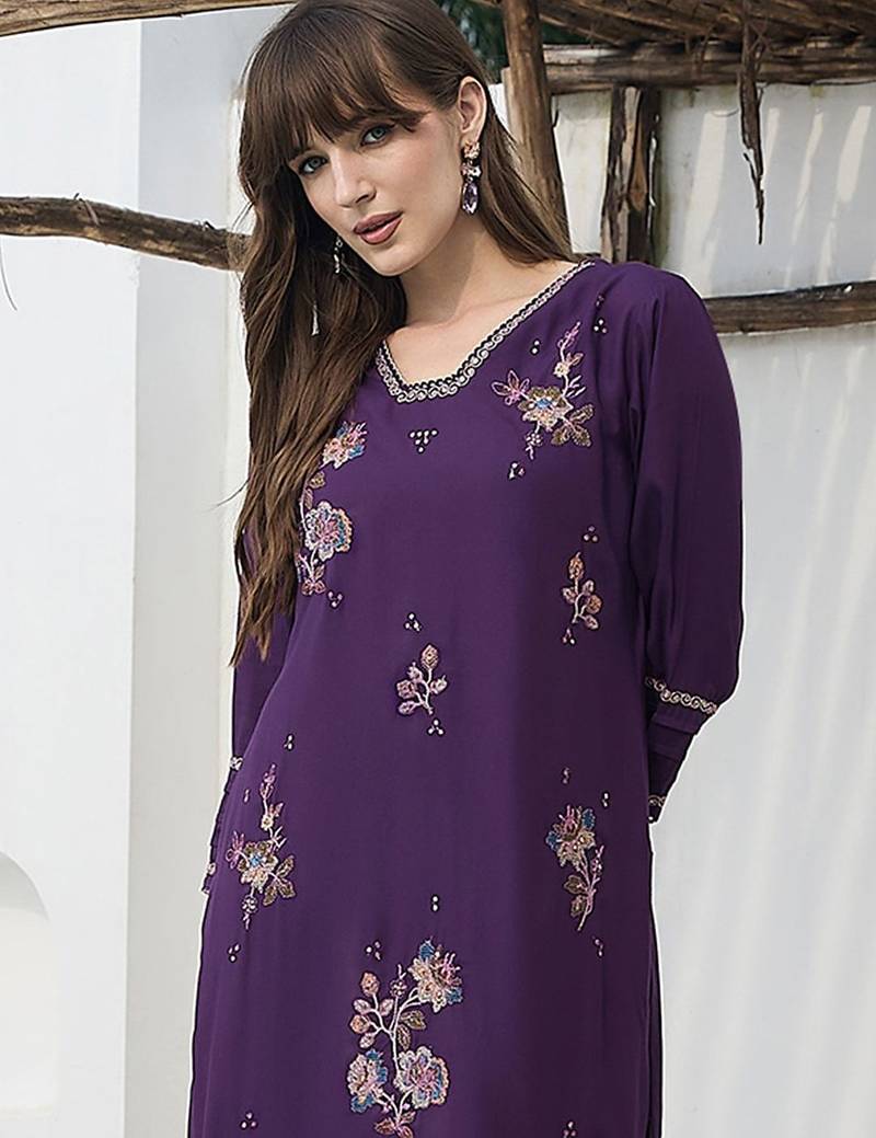 Floral Embroidered Square Neck Thread Work Straight Kurta & Trousers