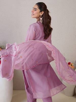 Floral Embroidered V Neck Organza Kurta With Trousers & Dupatta 6