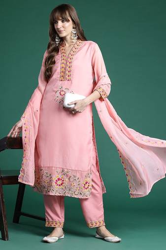 Floral Embroidered Regular Sequinned Kurta with Trousers & Dupatta