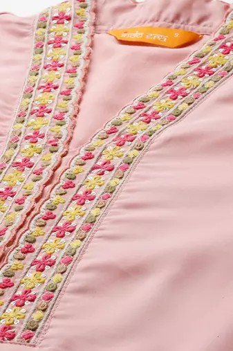 Floral Embroidered Regular Sequinned Kurta with Trousers & Dupatta