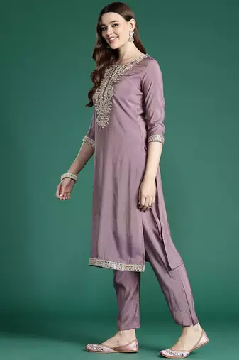 Ethnic Motifs Embroidered Kurta with Trousers & With Dupatta