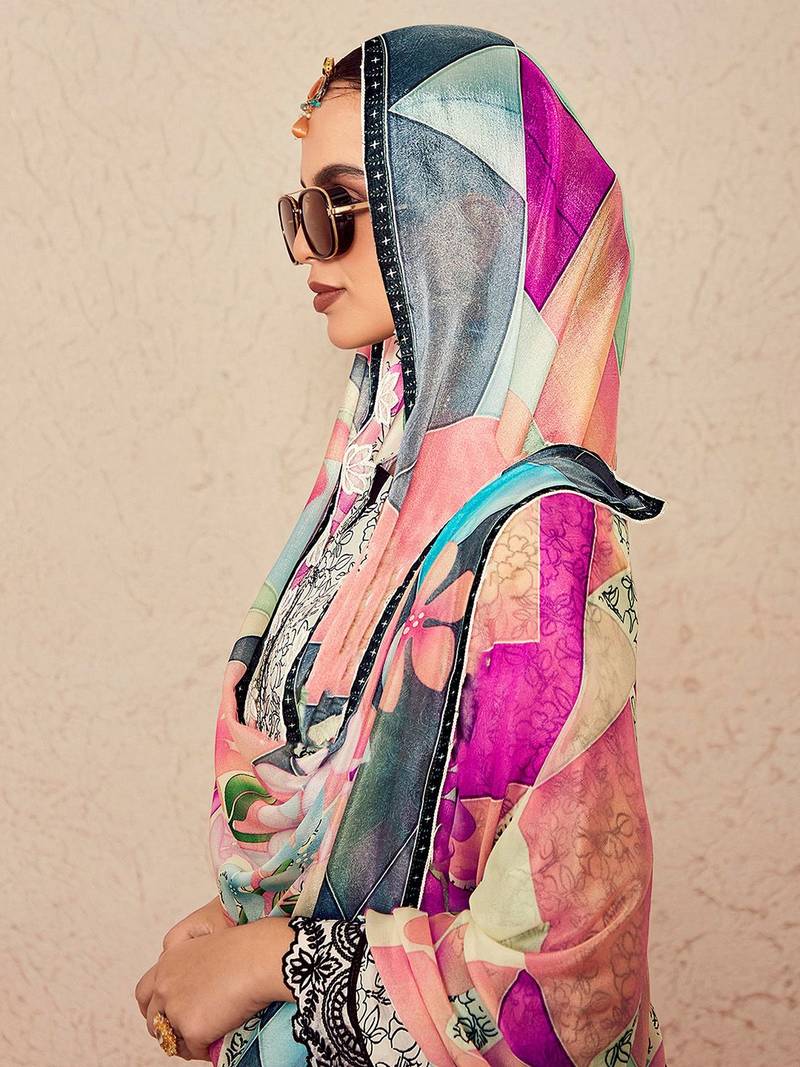 Women Floral Printed Regular Thread Work Kurta with Trousers & With Dupatta