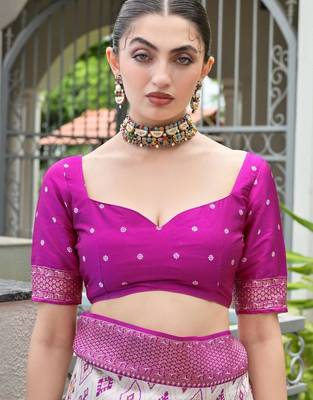 Banarasi Silk Patola Saree with Blouse 6