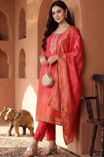 Women Ethnic Motifs Embroidered Regular Thread Work Kurta with Trousers & With Dupatta