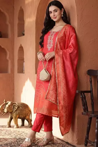 Women Ethnic Motifs Embroidered Regular Thread Work Kurta with Trousers & With Dupatta