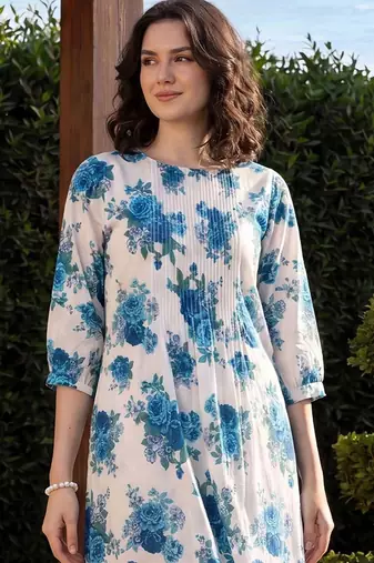 Women Floral Printed Pleated Pure Cotton Kurta with Trousers