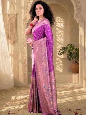 Batik Zari Silk Blend Designer Banarasi Saree 3