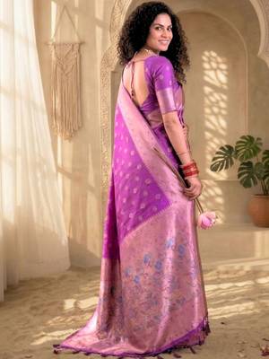 Batik Zari Silk Blend Designer Banarasi Saree 4