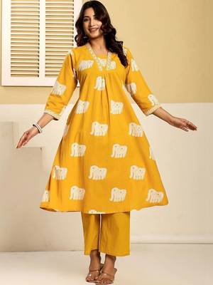 Women Animal Printed Regular Beads and Stones Pure Cotton Kurta with Palazzos 3