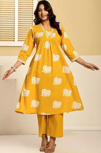 Women Animal Printed Regular Beads and Stones Pure Cotton Kurta with Palazzos