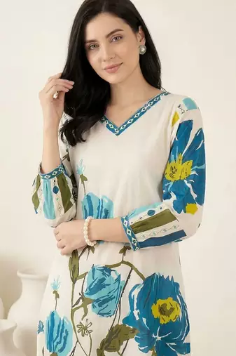 Women Floral Printed Regular Pure Cotton Kurta with Trousers & With Dupatta