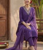Women Ethnic Motifs Embroidered Regular Kurta with Trousers & With Dupatta