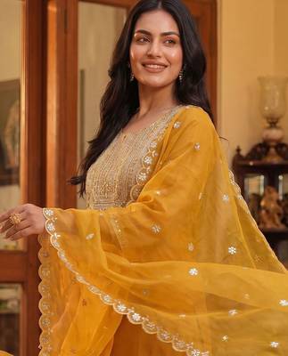 Women Ethnic Motifs Embroidered Regular Kurta with Trousers & With Dupatta 1