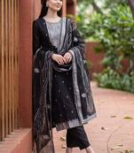 Women Ethnic Motifs Embroidered Regular Thread Work Kurta with Trousers & With Dupatta