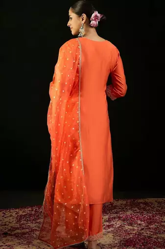 Women Ethnic Motifs Embroidered Regular Thread Work Liva Kurta with Trousers & With Dupatta