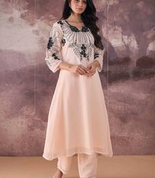 Women Floral Embroidered Regular Sequinned Kurta with Trousers