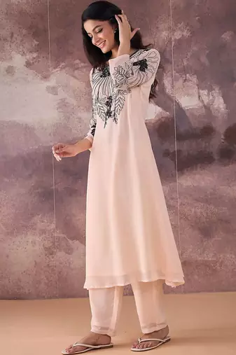 Women Floral Embroidered Regular Sequinned Kurta with Trousers