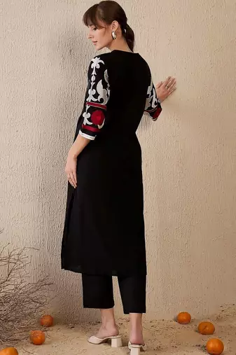 Women Floral Regular Pure Cotton Kurta with Trousers