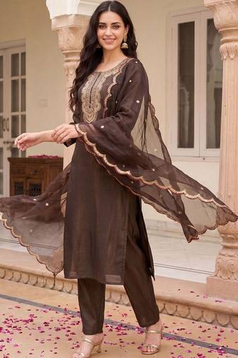 Women Ethnic Motifs Embroidered Regular Thread Work Liva Kurta with Trousers & With Dupatta