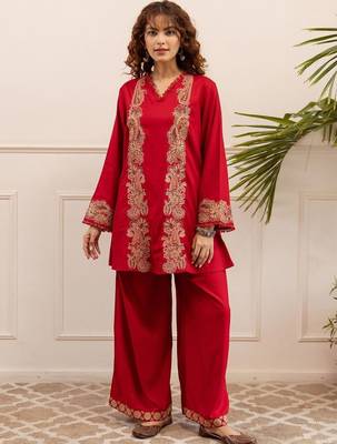 Women Ethnic Motifs Embroidered Regular Thread Work Kurta with Palazzos 1