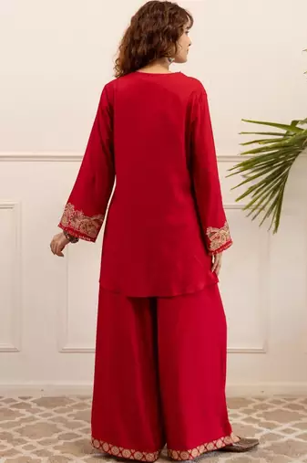 Women Ethnic Motifs Embroidered Regular Thread Work Kurta with Palazzos