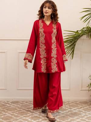 Women Ethnic Motifs Embroidered Regular Thread Work Kurta with Palazzos 7